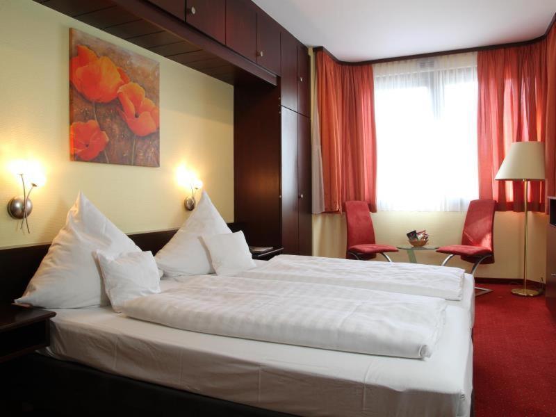 וירצבורג Top Hotel Amberger חדר תמונה