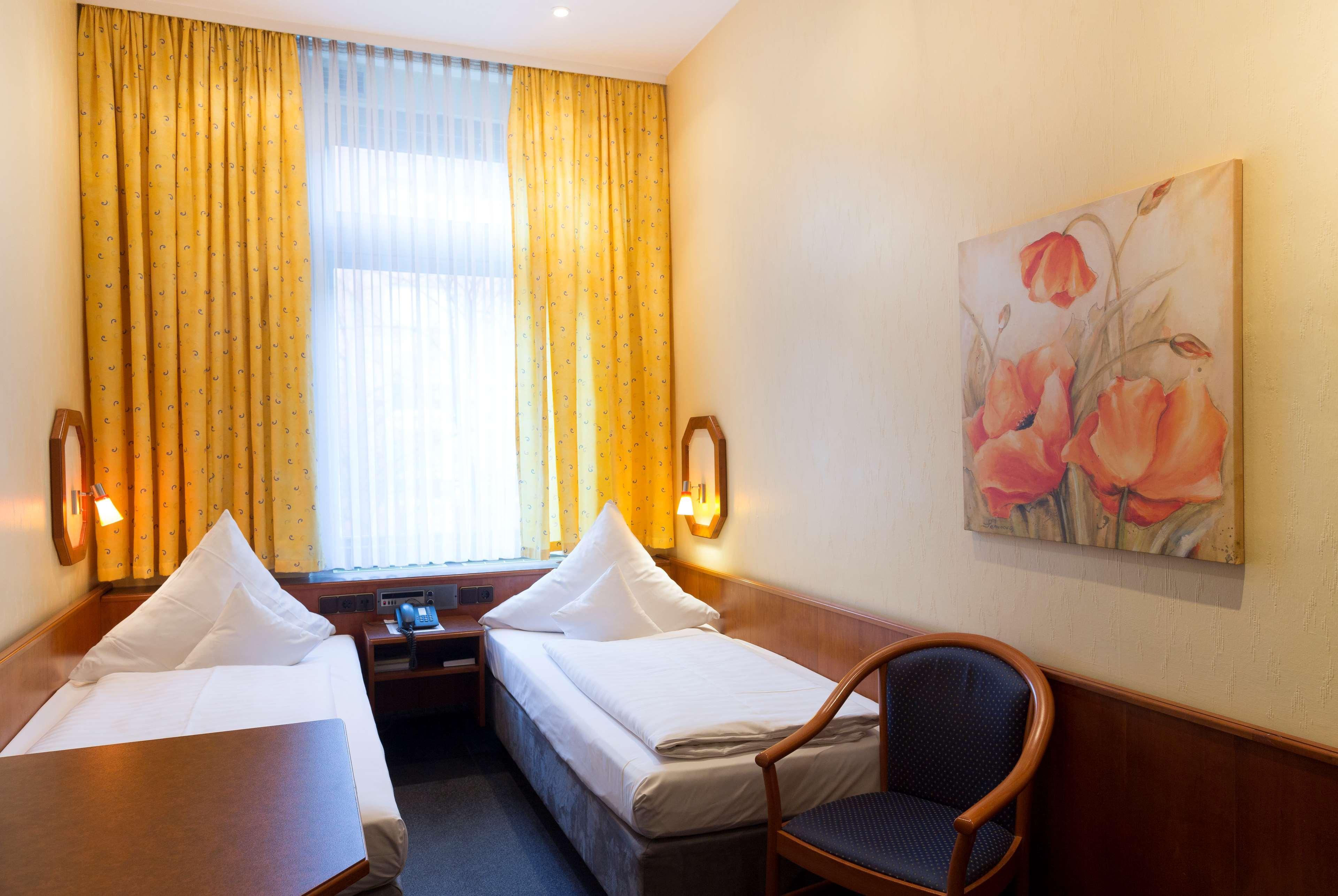 וירצבורג Top Hotel Amberger מראה חיצוני תמונה