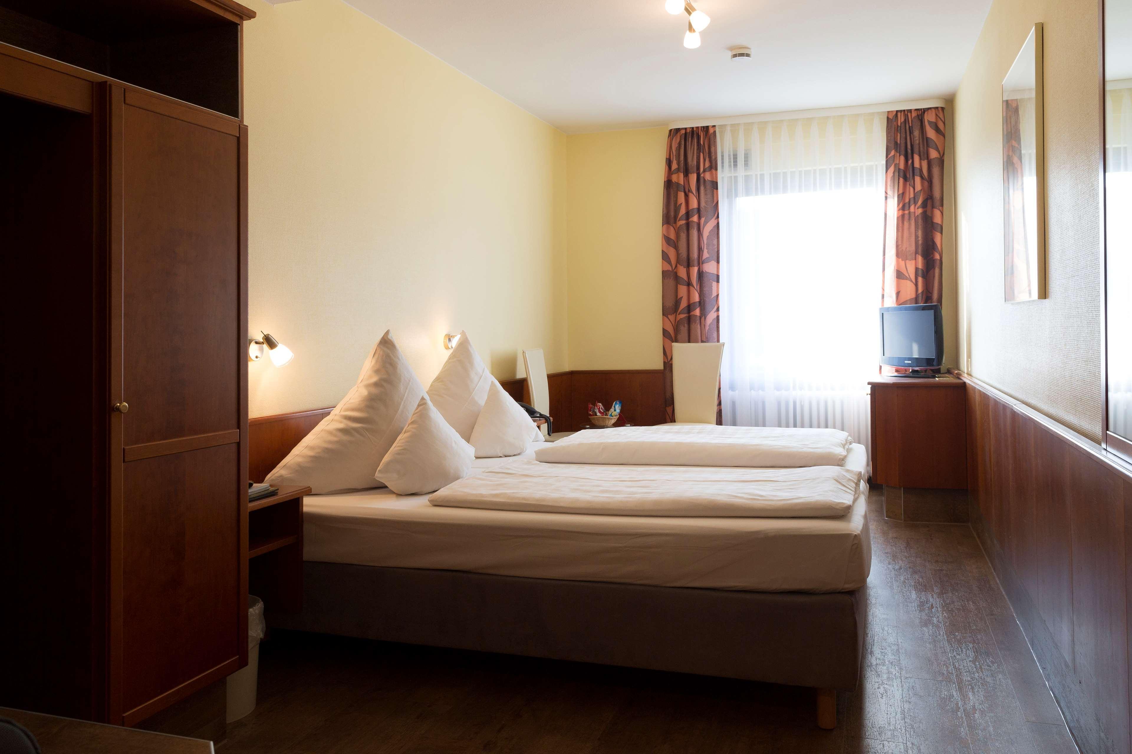 וירצבורג Top Hotel Amberger מראה חיצוני תמונה