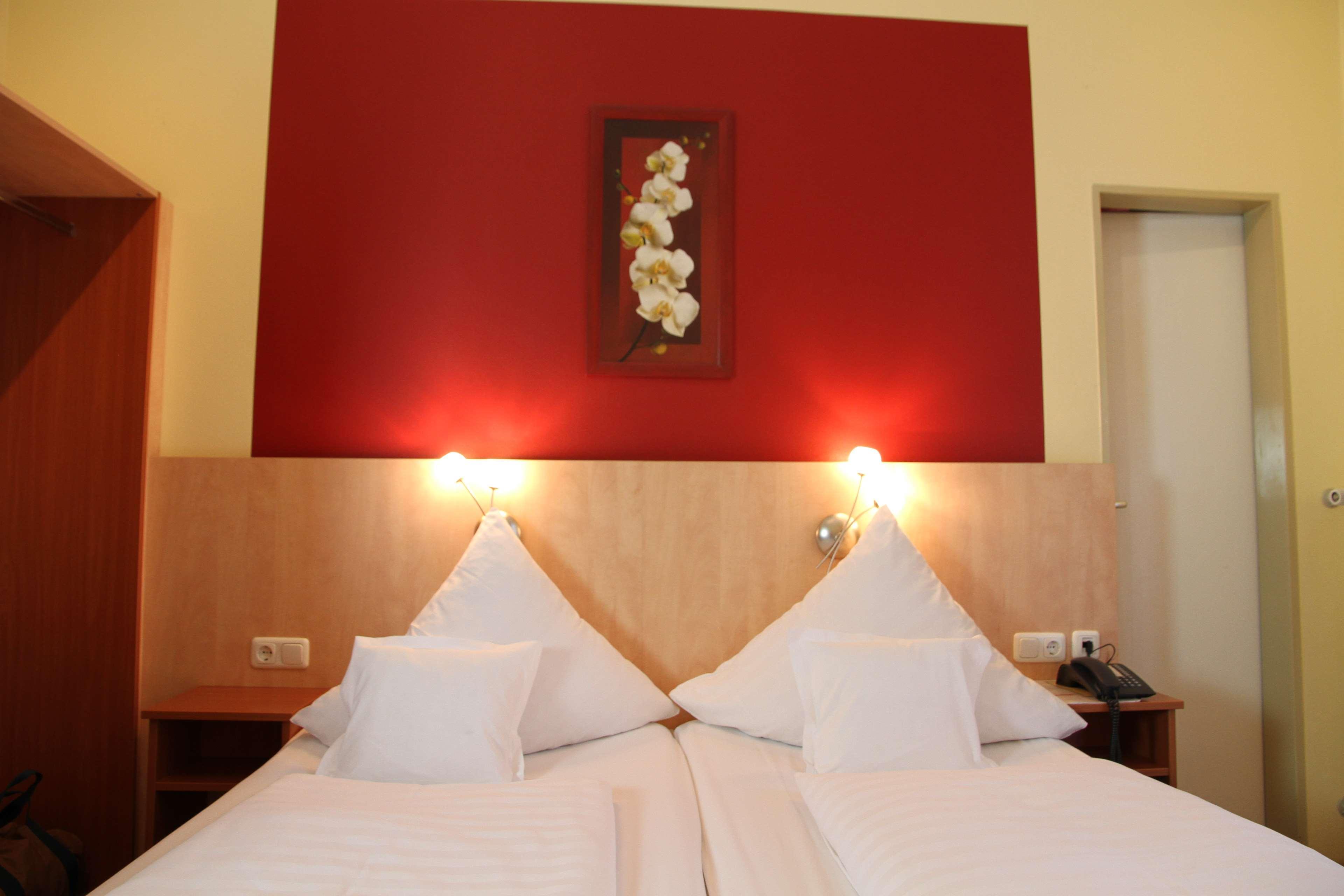 וירצבורג Top Hotel Amberger מראה חיצוני תמונה